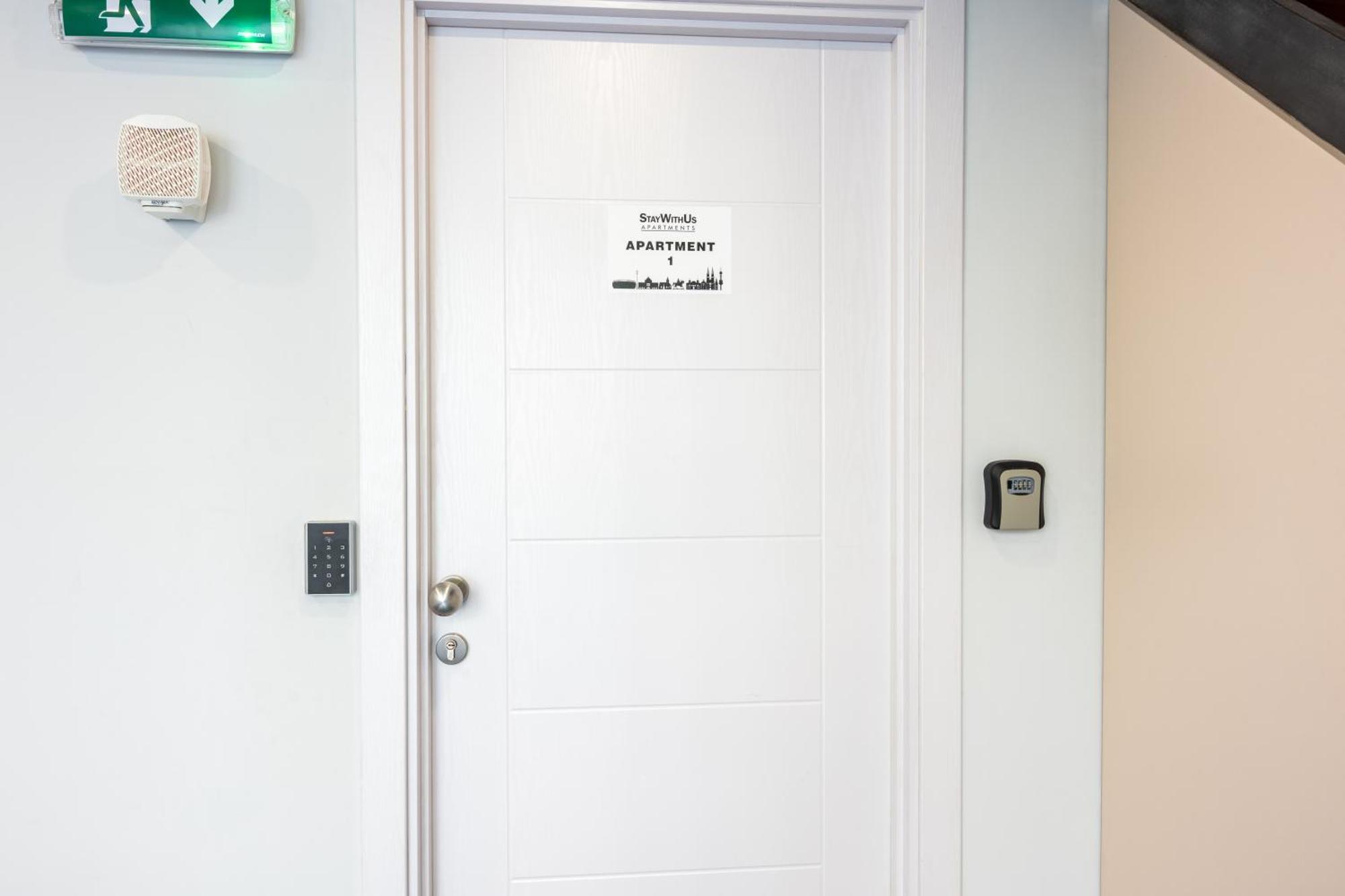 Staywithus , Ground Floor Ζάγκρεμπ Εξωτερικό φωτογραφία